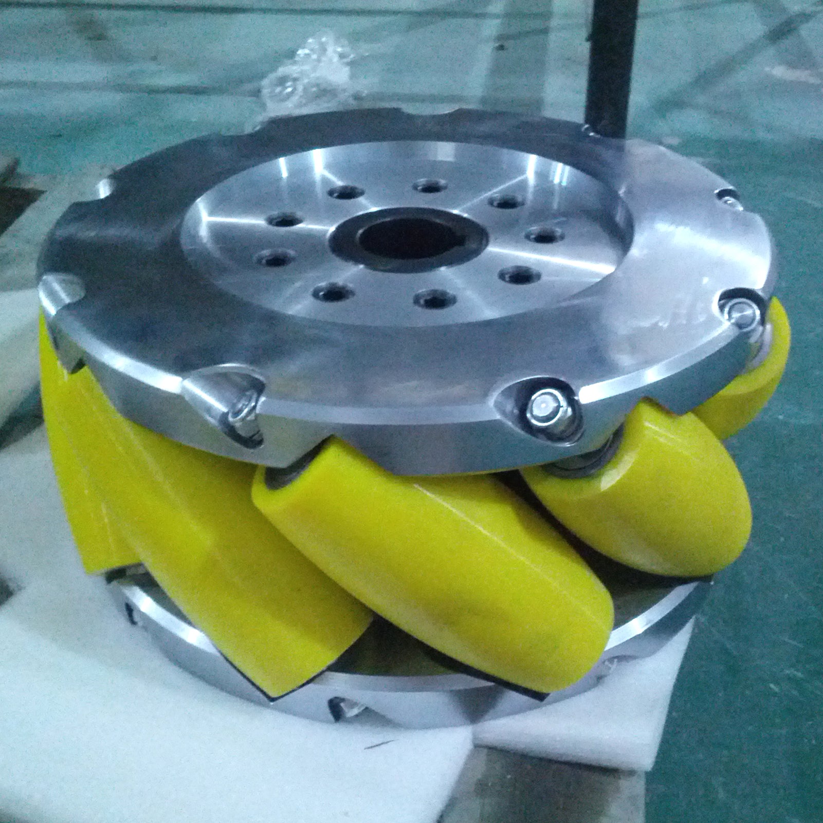 A Set Of 15 inch(375mm) 4500KG Mecanum Wheel With PU Roller(NM375A)